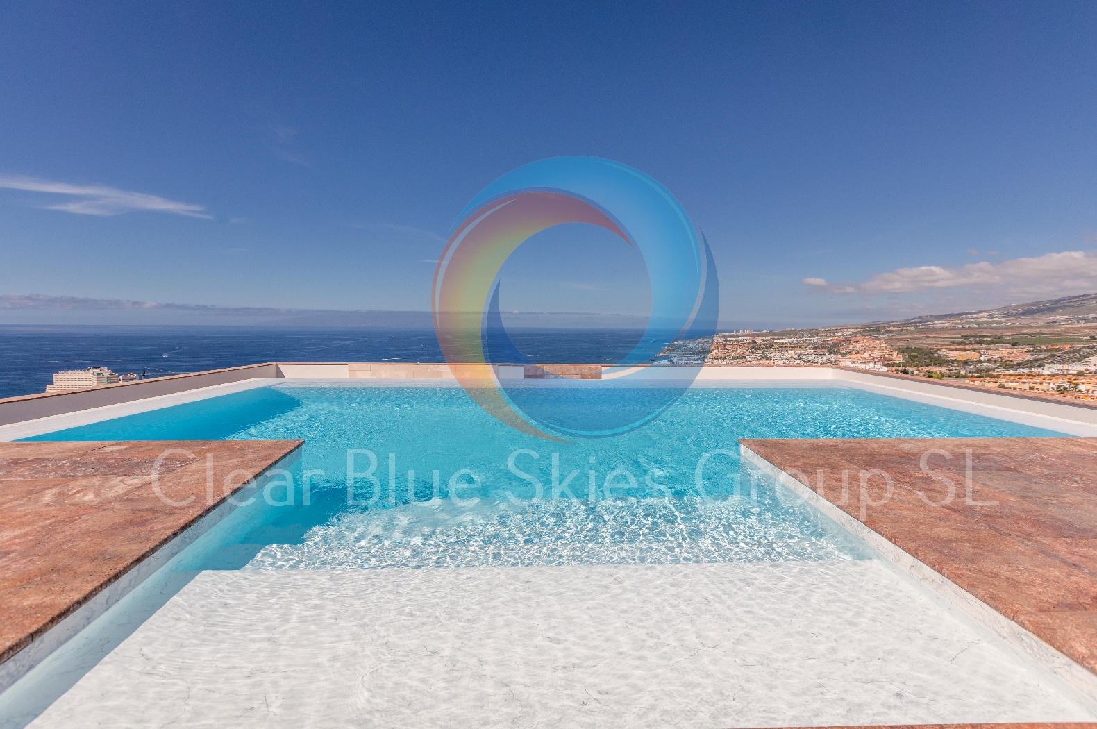 Villa in San Eugenio Alto marketed by Clear Blue Skies