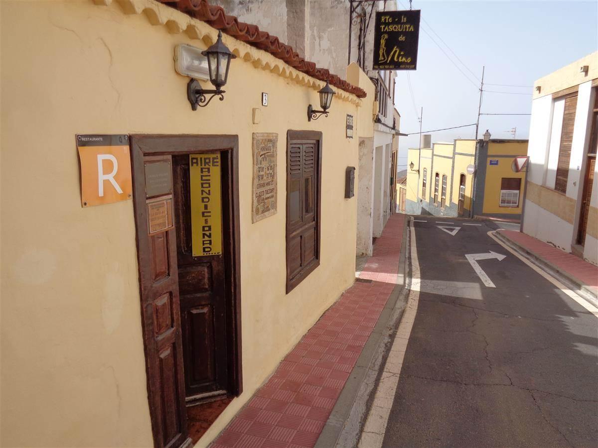 Restaurant in Buzanada marketed by Tenerifehome