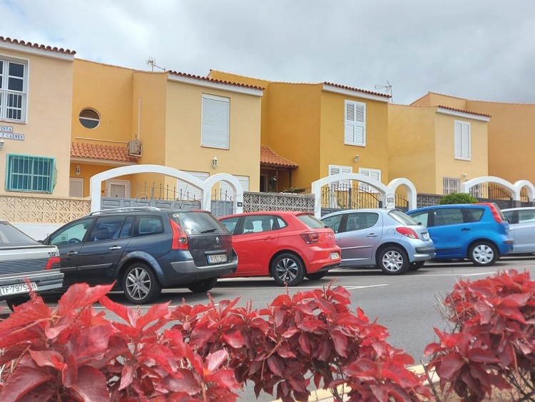 Villa in Piedra Hincada marketed by Astliz Estate Agents